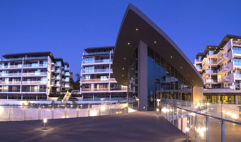 هتل English Point Marina & Spa