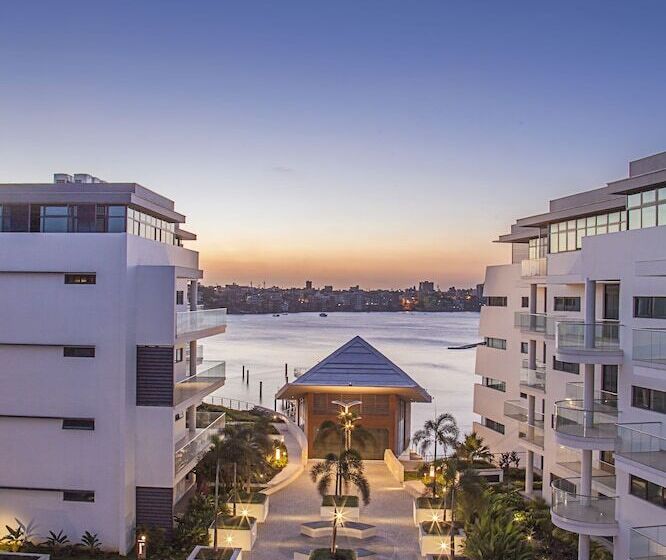 هتل English Point Marina & Spa