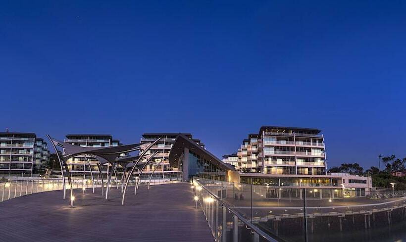 هتل English Point Marina & Spa