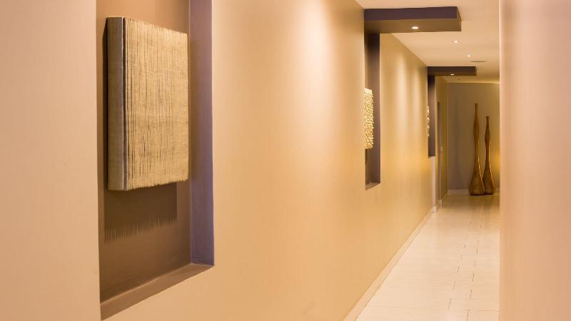 هتل English Point Marina & Spa