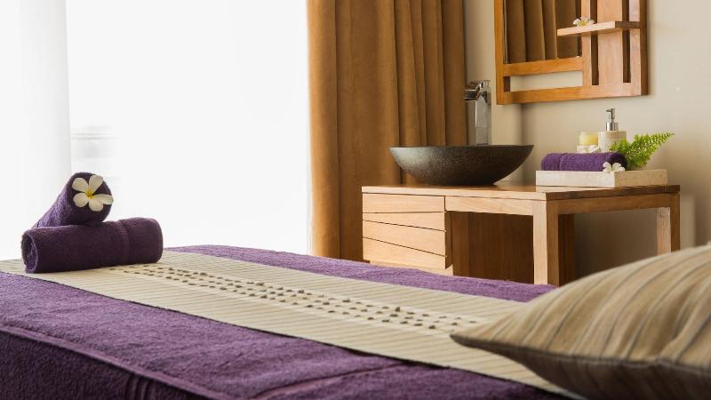 هتل English Point Marina & Spa