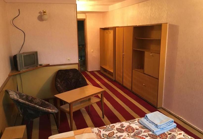 هتل Nairi Rest House