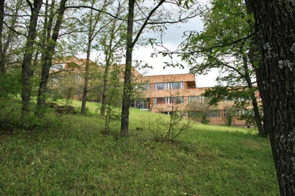 هتل Nairi Rest House