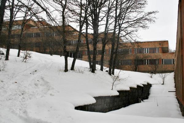 هتل Nairi Rest House