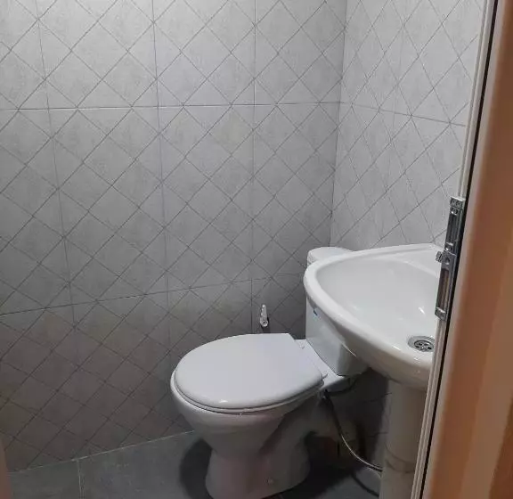 هتل Narvar