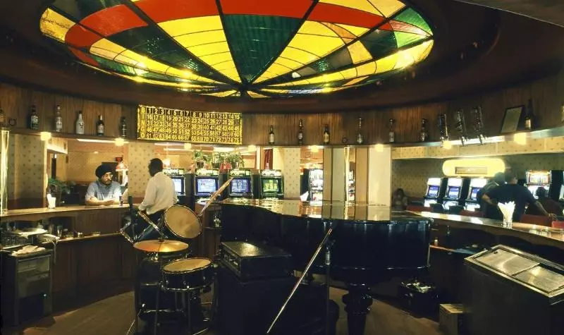 هتل Royal Court