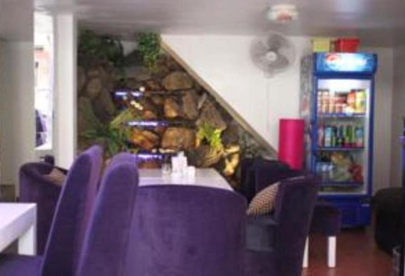 Lucky Ro Hotel & Restaurant