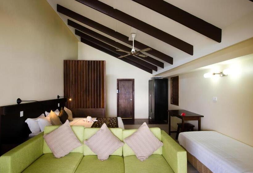 Mana Island Resort & Spa   Fiji