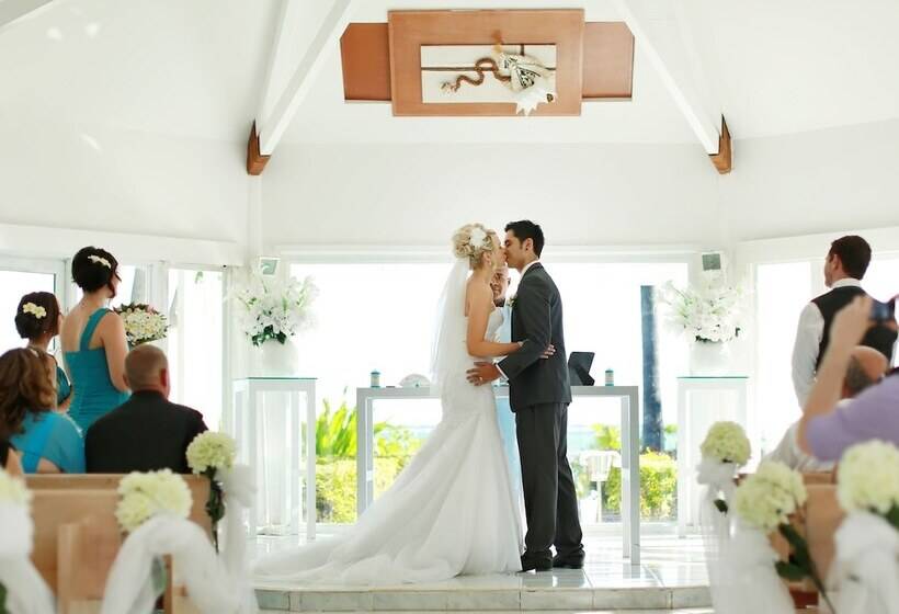 Mana Island Resort & Spa   Fiji