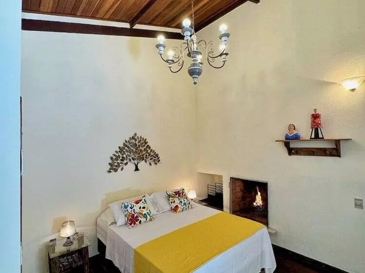 ユースホステル Pousada Chalés Jardim Das Bromélias   Visconde De Mauá