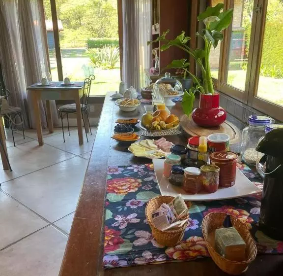 ユースホステル Pousada Chalés Jardim Das Bromélias   Visconde De Mauá