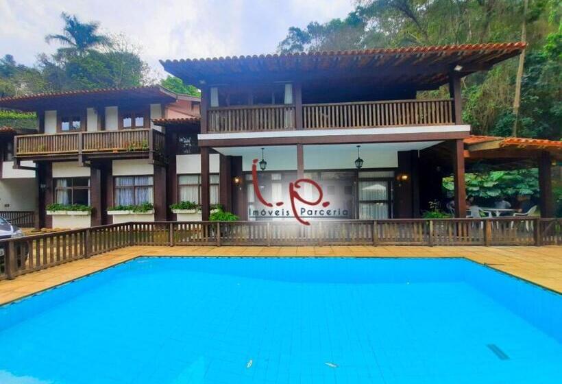 Auberge Hôtelière Pousada Demuner S House   Espaço Aconchegante Itaipava