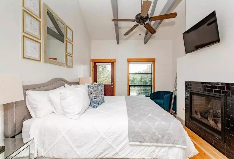 Aamiaismajoitus (B&B) Gardens Of Barons Creek Unit A