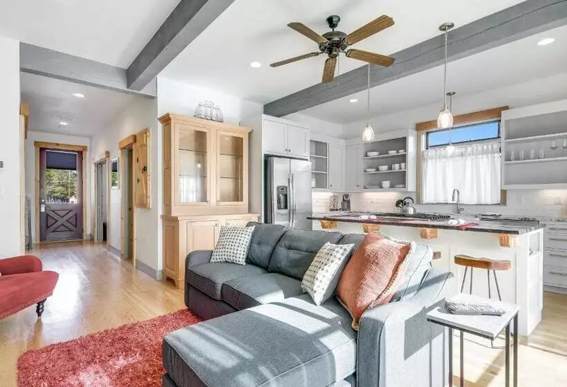 Aamiaismajoitus (B&B) Gardens Of Barons Creek Unit A