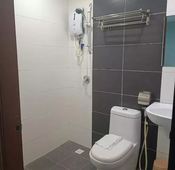 ホテル Ambassador Labuan View