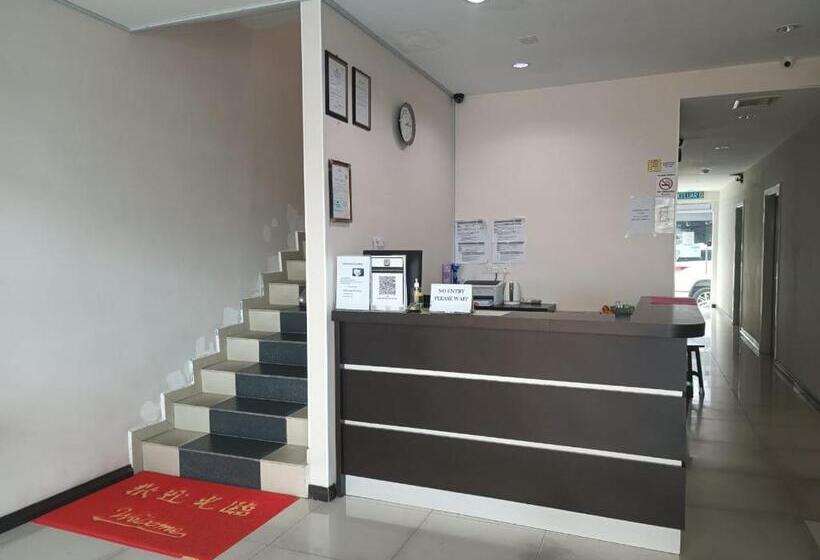 Hotel Ambassador Labuan View