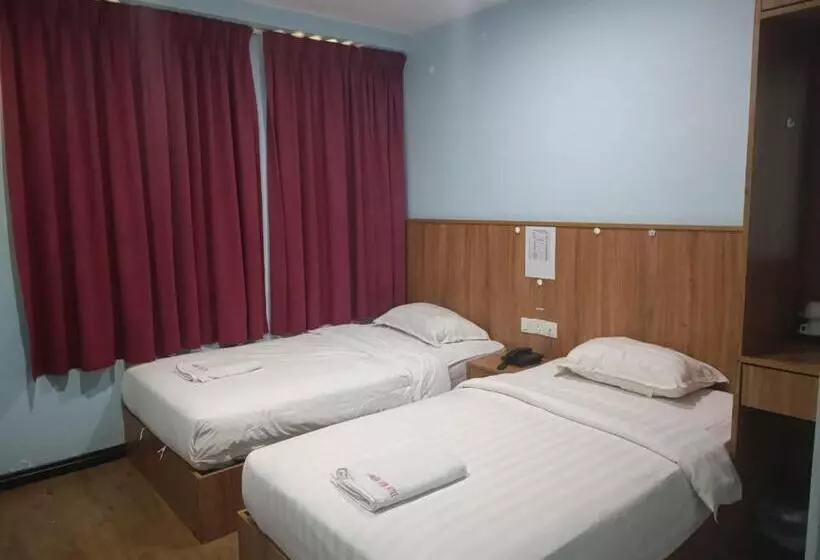 ホテル Ambassador Labuan View