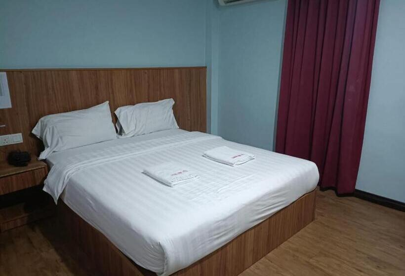 Hotel Ambassador Labuan View