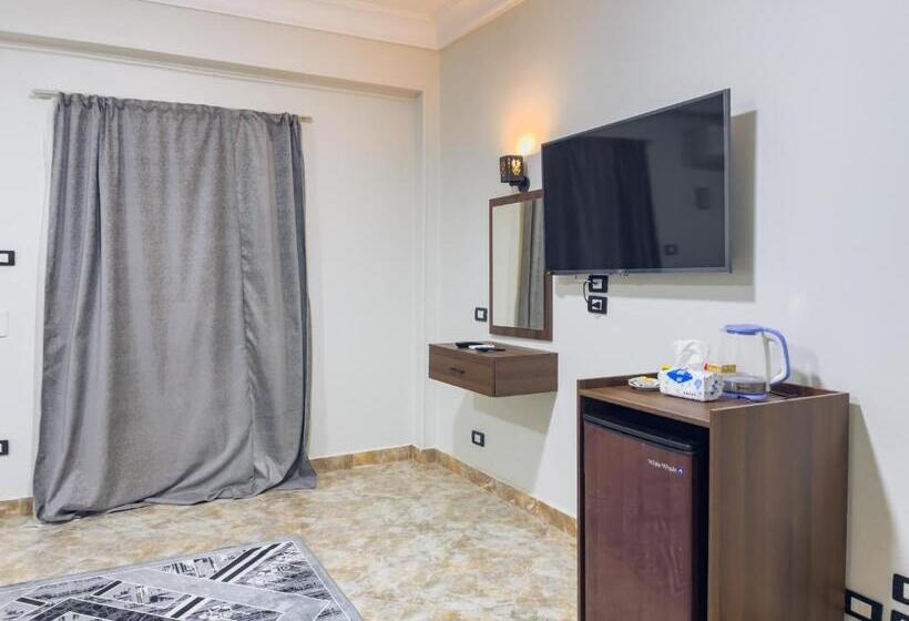 هتل Khufu House 1