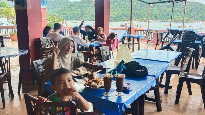 호텔 Perhentian Hazipah