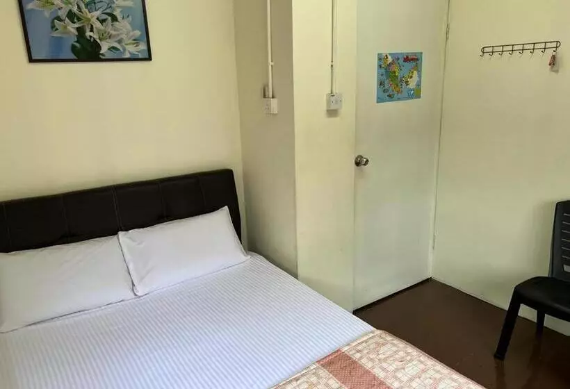 Majatalo De Cameron Guest House