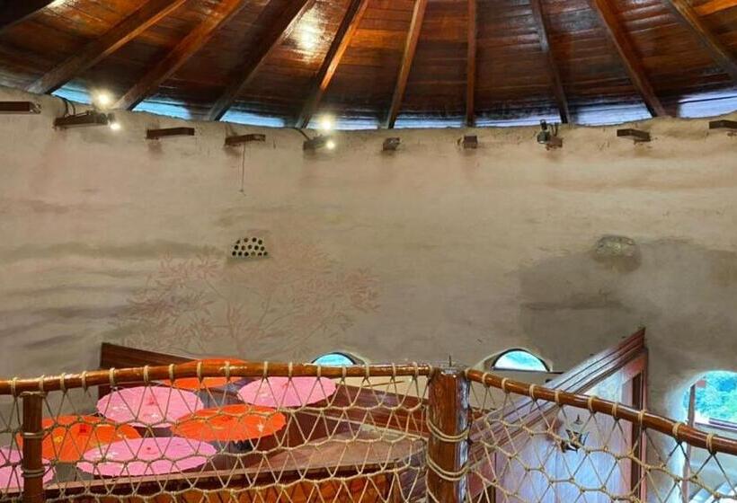 渡假胜地  Cameron Highlands Blueberry Earth House