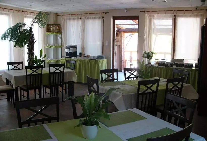 Abszolút Hotel és Panzió