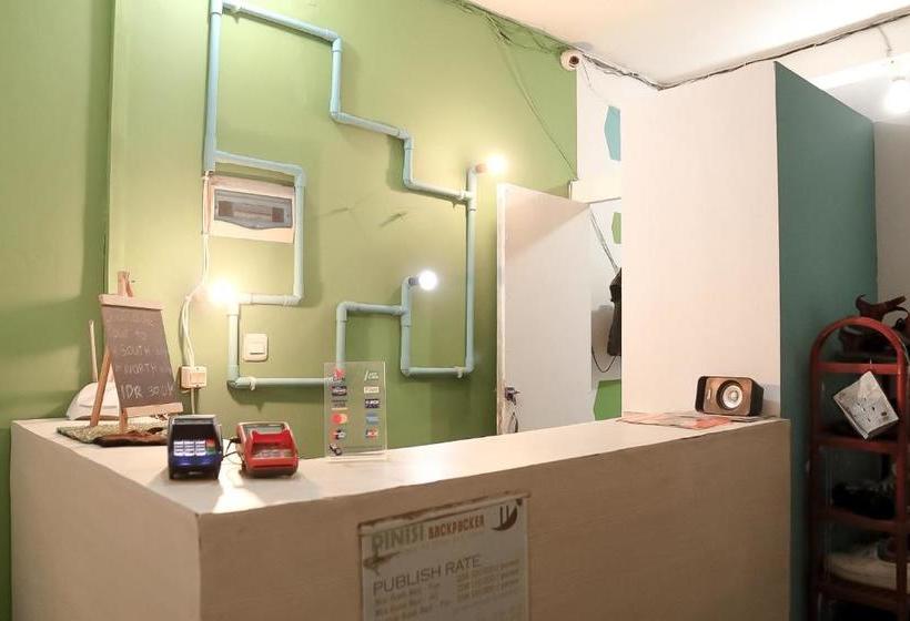 호스텔 Pinisi Backpacker