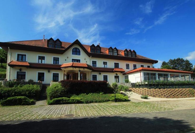 Aquilo Hotel Panoráma