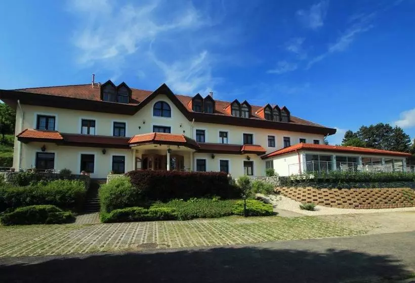 Aquilo Hotel Panoráma
