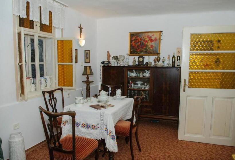 Bed and Breakfast Fónagy és Walter Vendég  és Borház