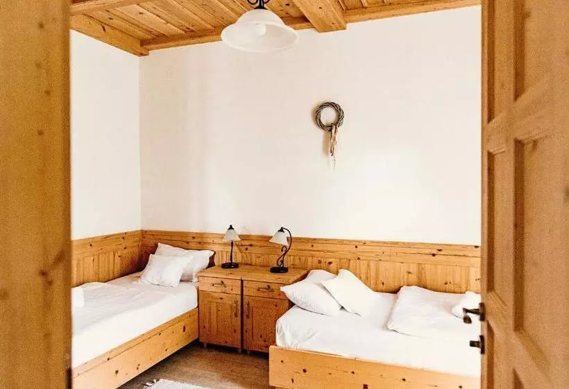 Aamiaismajoitus (B&B) Kakukk Vendéglő Panzió