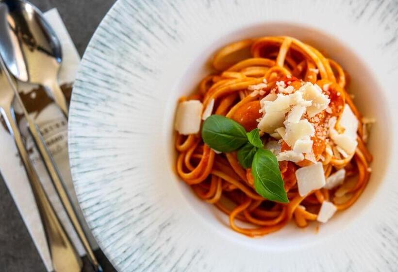 צימר Kakukk Vendéglő Panzió