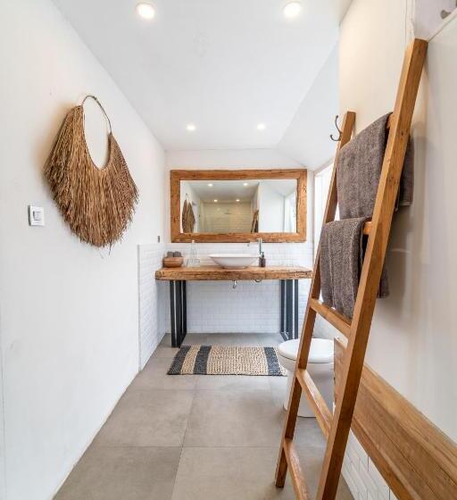 ベッドアンドブレックファースト Mowies Gili Air