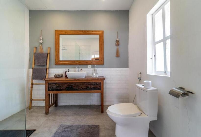 ベッドアンドブレックファースト Mowies Gili Air