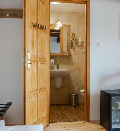 مبيت وإفطار Szent Gellért Borház és Vendégfogadó