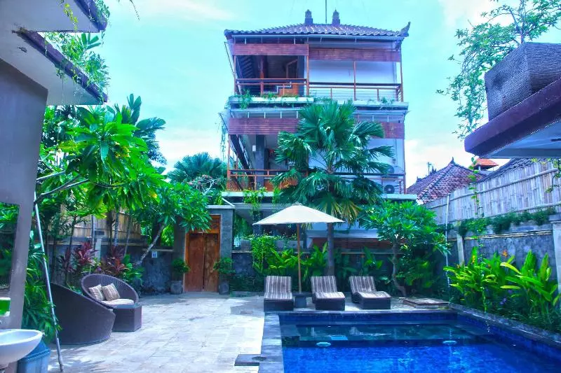 D Camel Hotel Lembongan