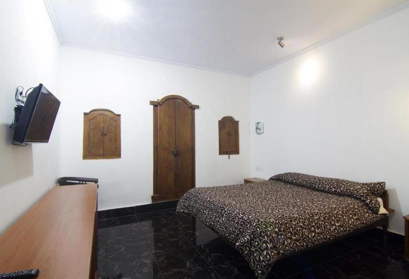 Hotel Agung And Sue Watering Hole I