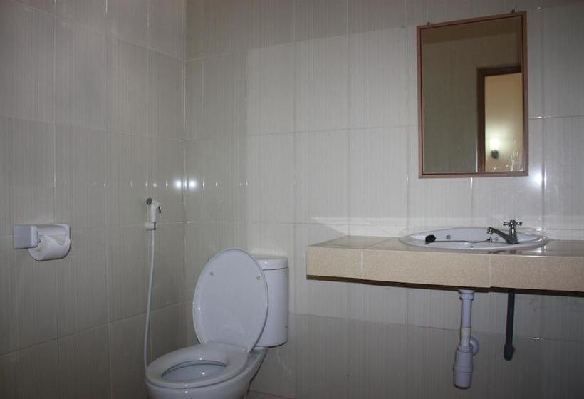 בית מלון כפרי Batu Layar