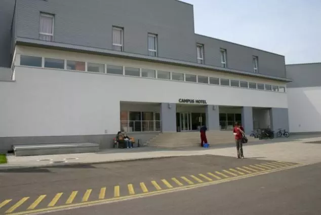 Hotel Campus