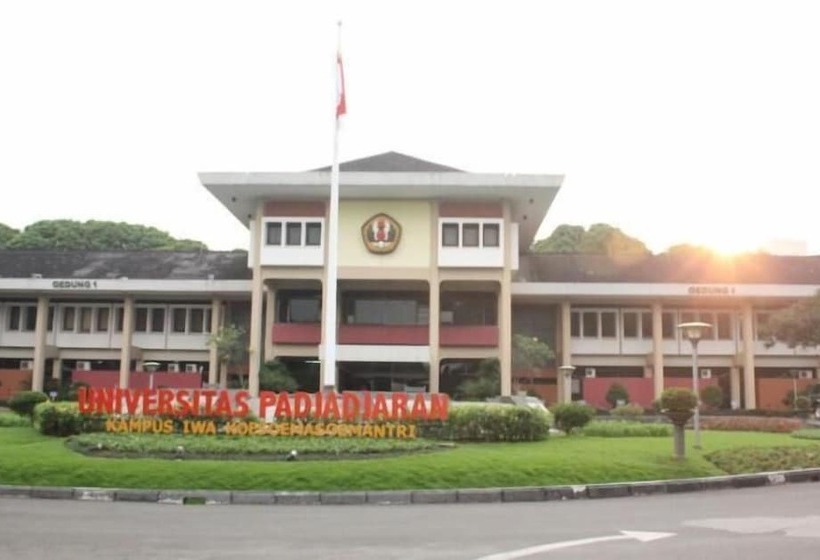 D Best Hotel Sofia Bandung