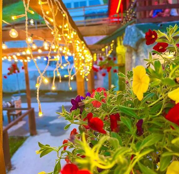 فندق Forest Star On The Ski Slope