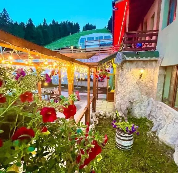 Hotelli Forest Star On The Ski Slope