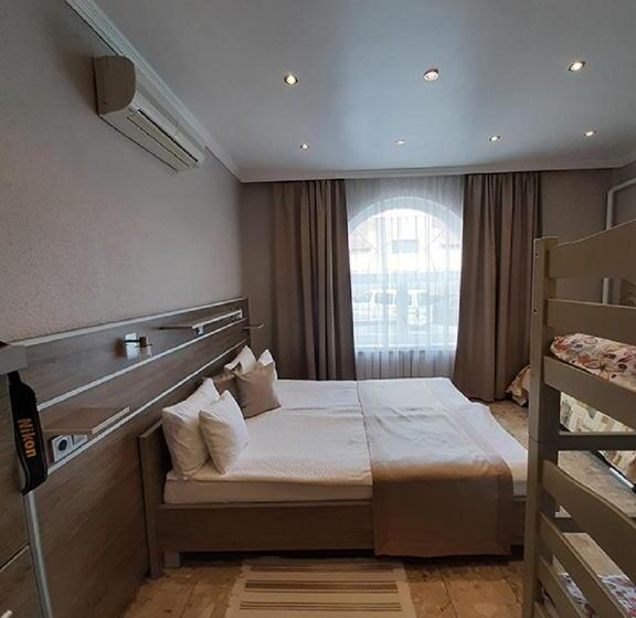 בית מלון כפרי Marvany Panzio