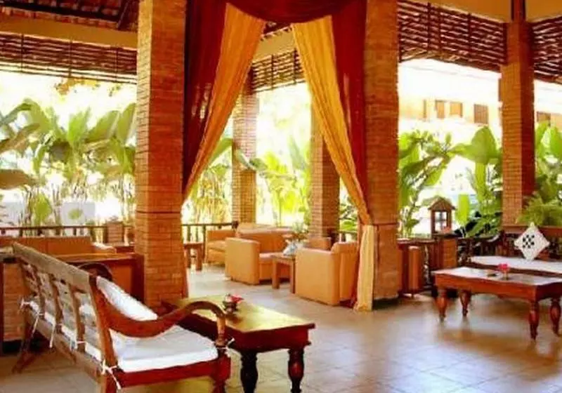 Otel Nyiur Resort