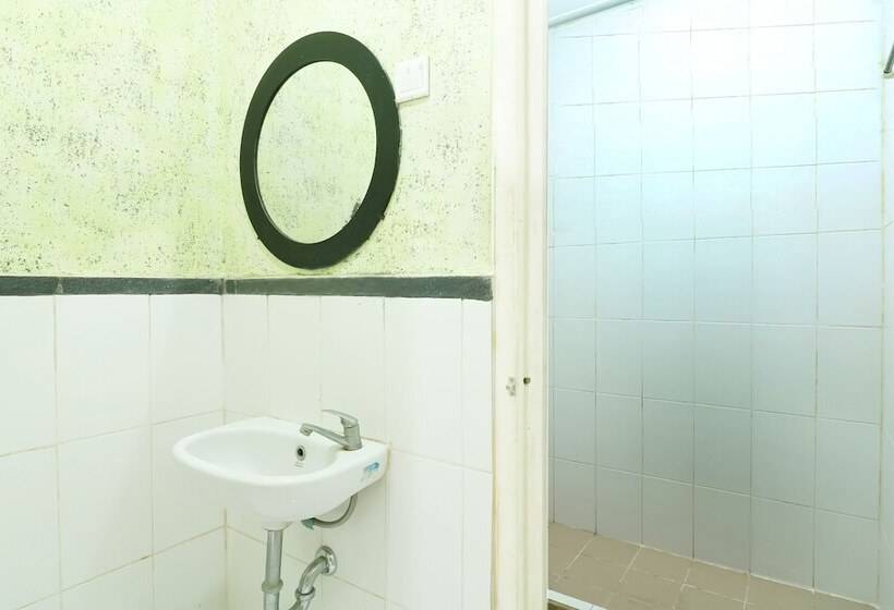 בית מלון כפרי Puri Royan