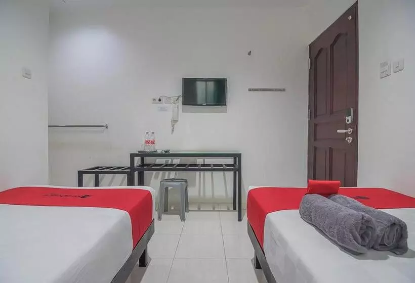 ホテル Reddoorz Near Nagoya Citywalk Batam 2