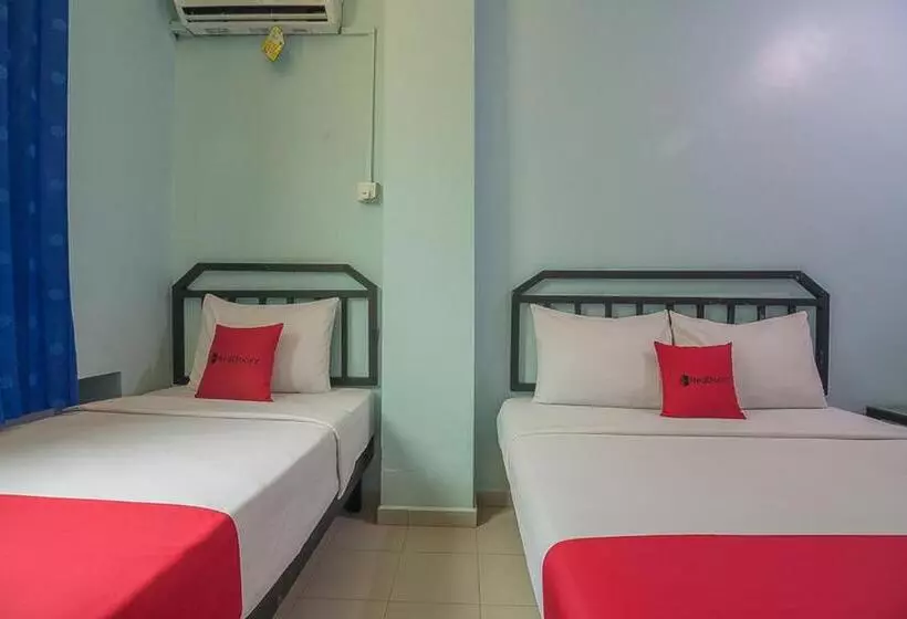 ホテル Reddoorz Near Nagoya Citywalk Batam 2