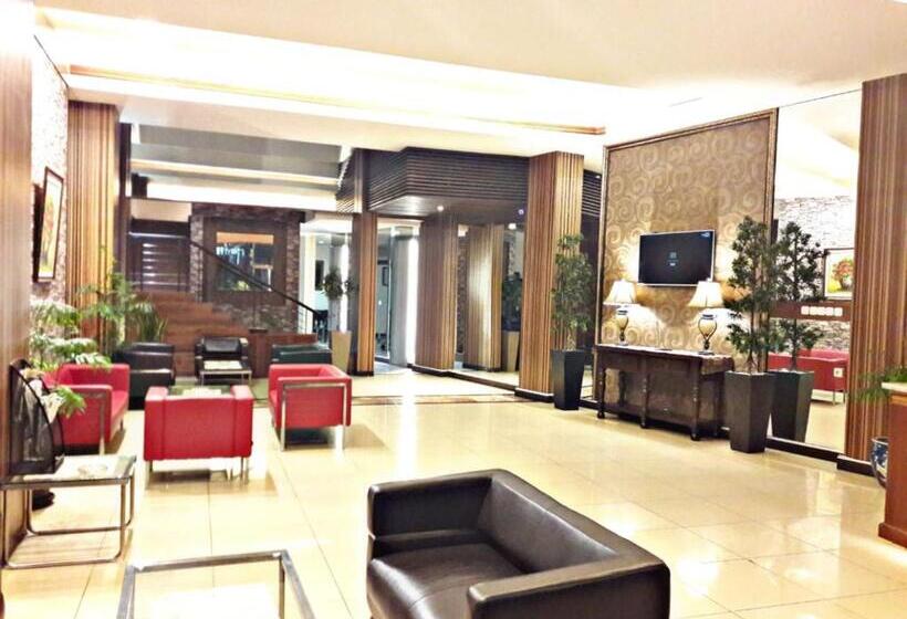 Hotell Setrasari Bandung
