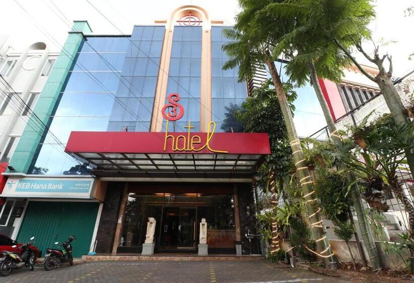 Hotell Setrasari Bandung